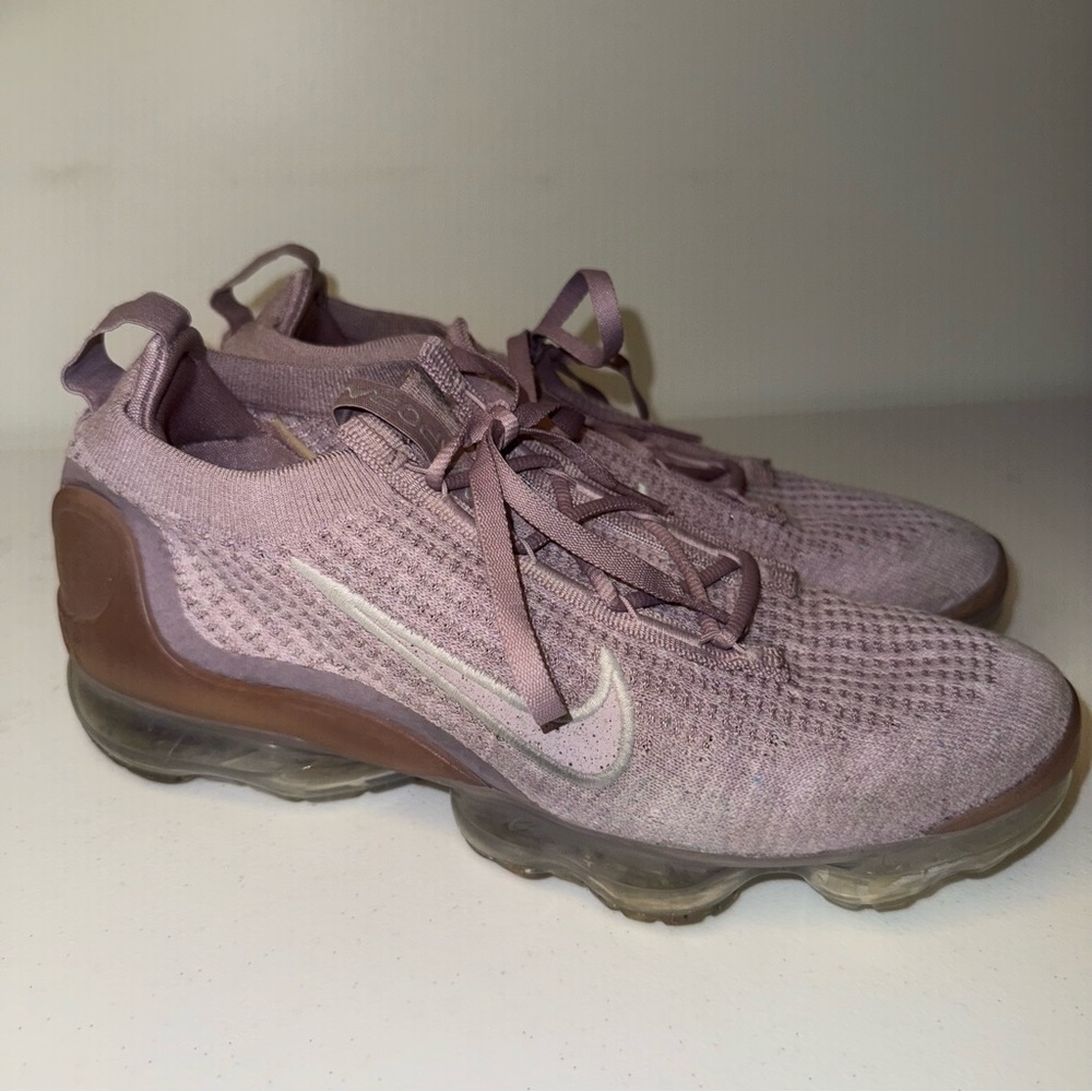 Nike Air Vapormax Flyknit Womens Size 9.5